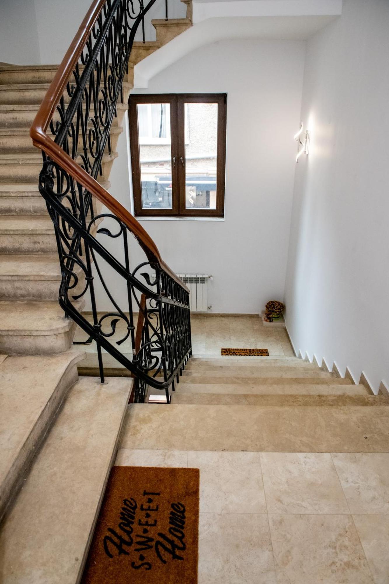 Отель Agora' Boutique София Экстерьер фото